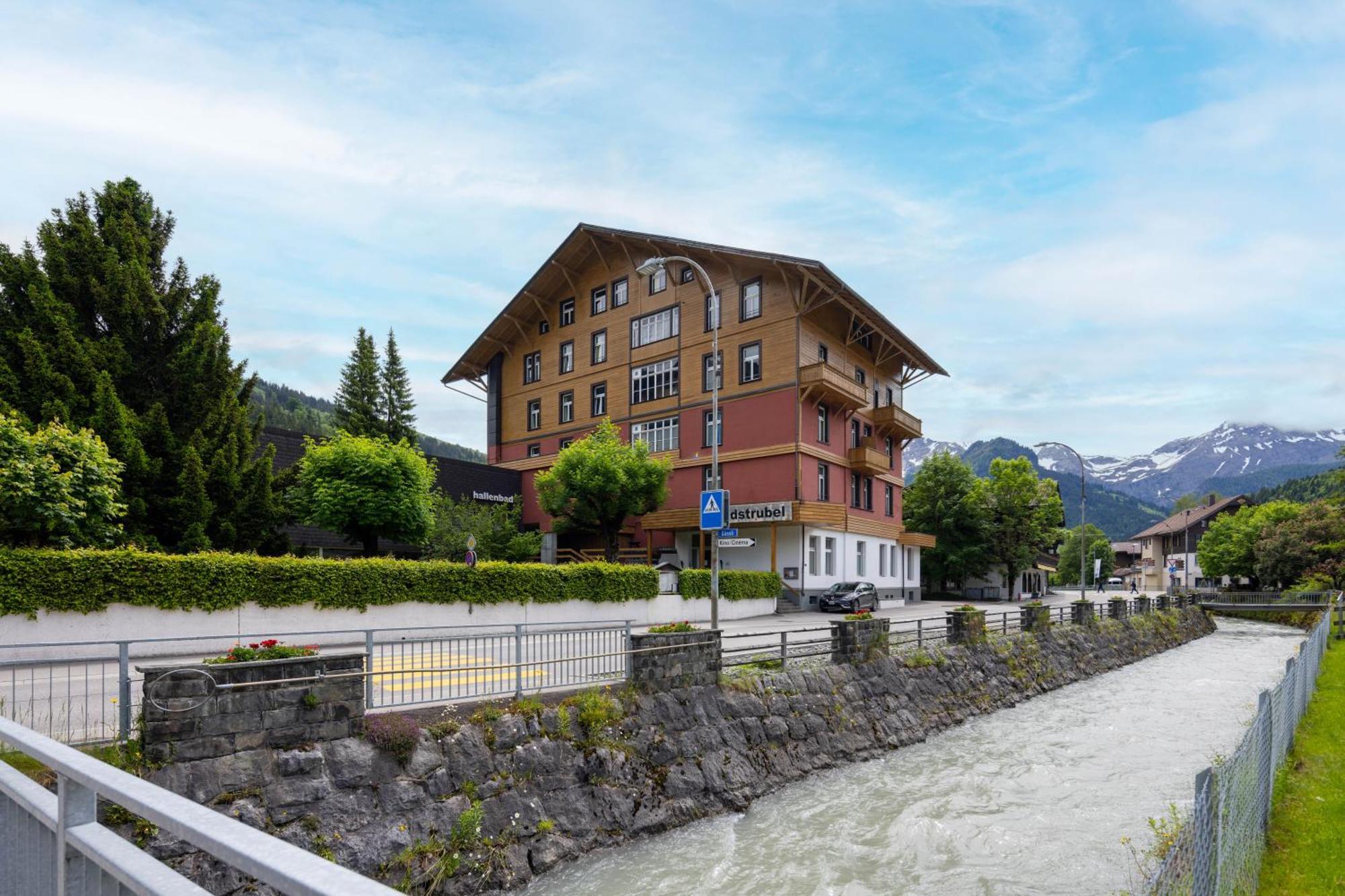 Sporthotel Wildstrubel Lenk im Simmental Exterior foto
